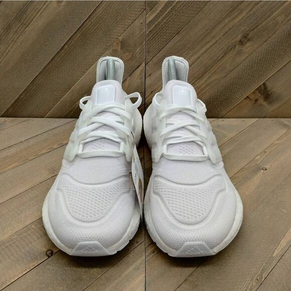 Adidas UltraBoost 22‎ Triple White Running Shoes Womens Size 7.5 White Sneakers - Picture 4 of 9
